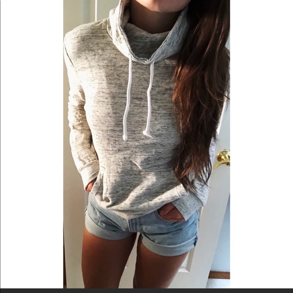 Funnel Neck Gray Pullover Sweatshirt